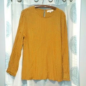 *LOFT* NWOT polka dot top